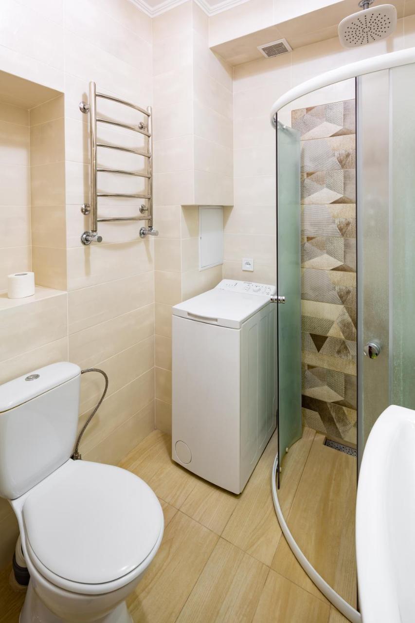 Lva Apartment Lviv Extérieur photo