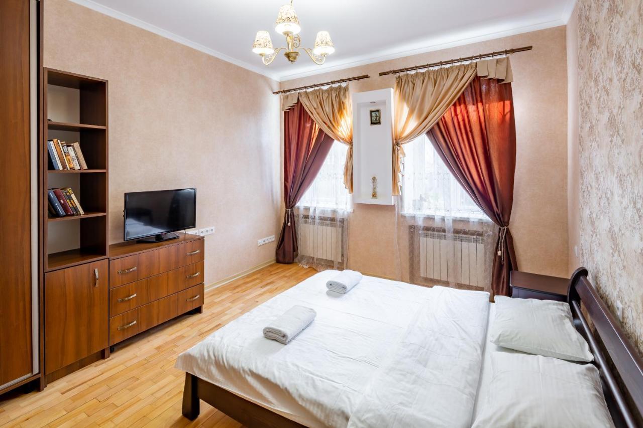 Lva Apartment Lviv Extérieur photo